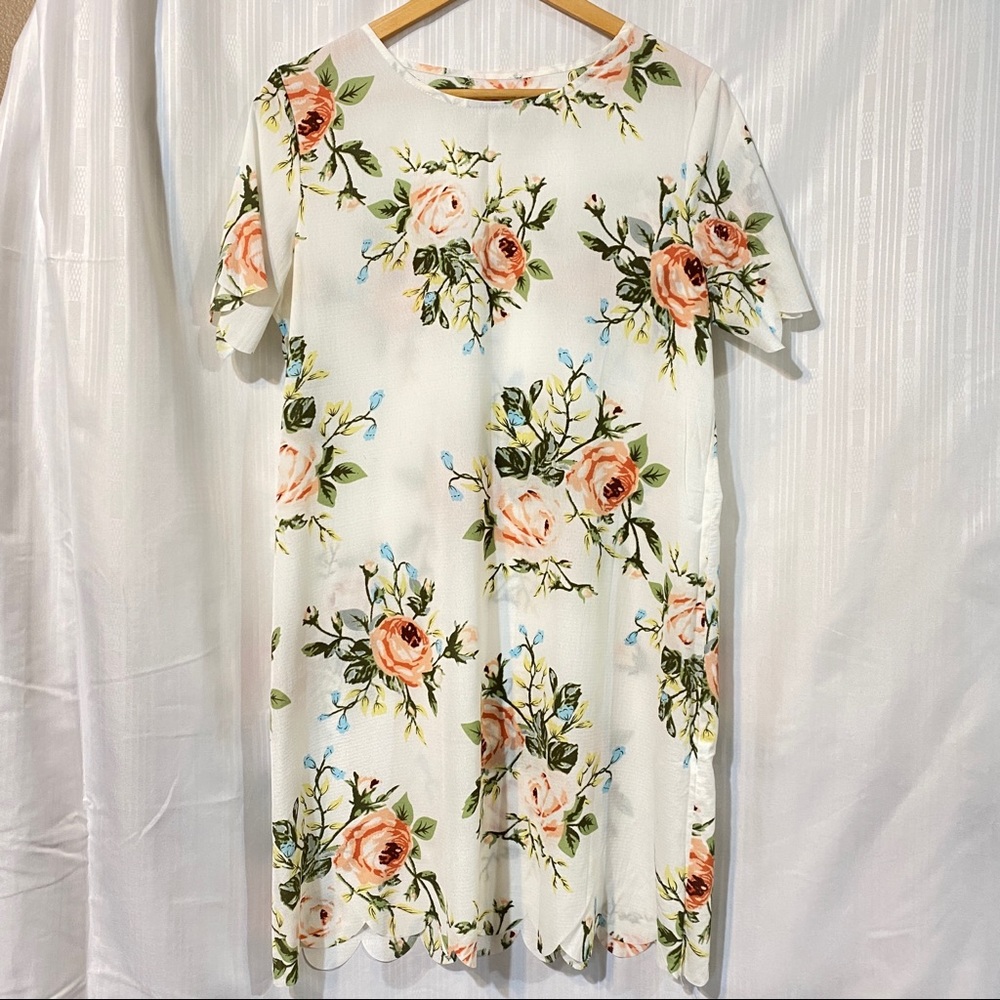 Scallop cut dress! Floral!